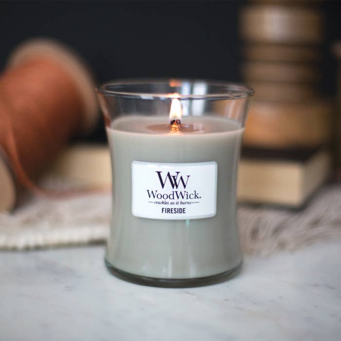 WOODWICK MEDIUM FIRESIDE