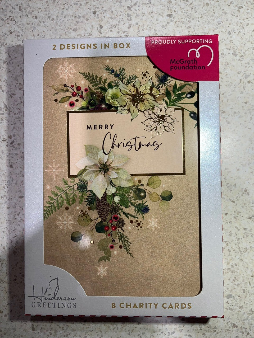 BOXED 8 CARDS 2 DESIGNS GOLD FRAME AND GREEN WREATH